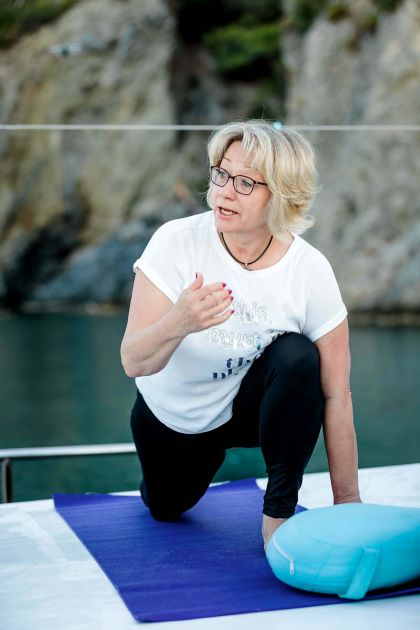 Home 5 Irina Weber Yogasignatur